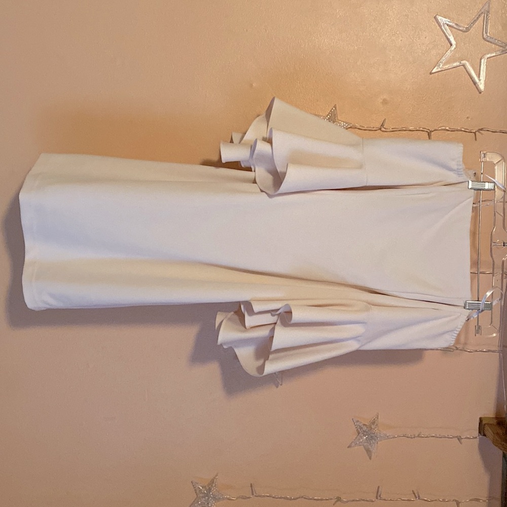 Calvin Klein cream/blush formal dress